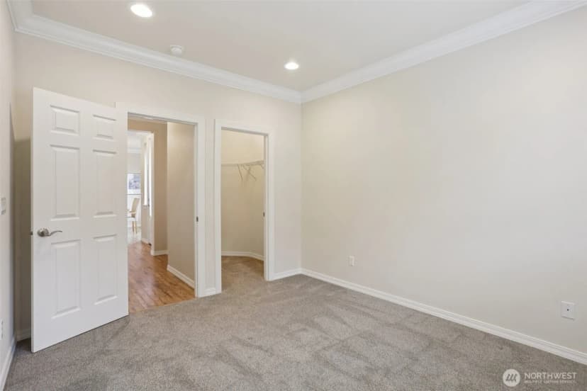 Property photo for 4826 Bend Drive Ne, Lacey photo 18