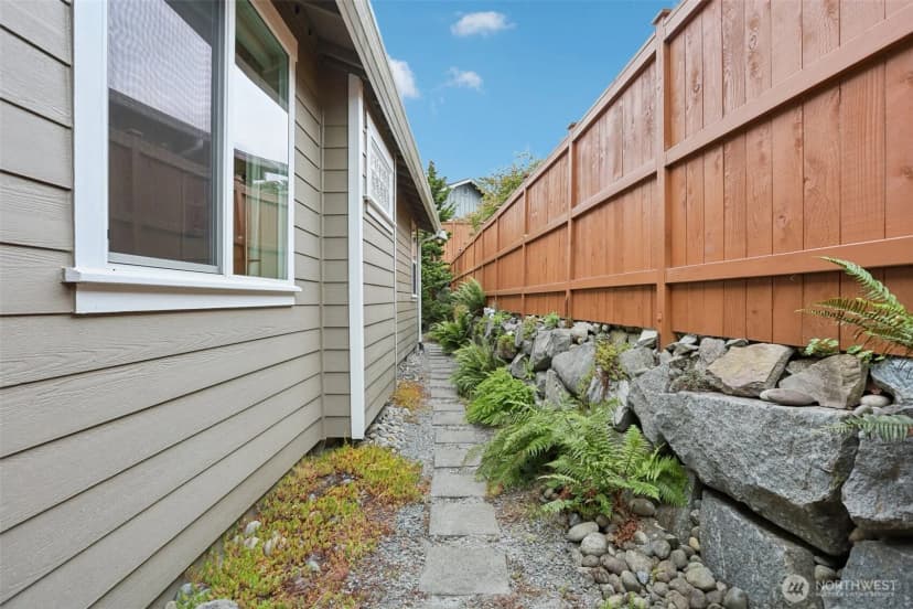 Property photo for 4826 Bend Drive Ne, Lacey photo 28
