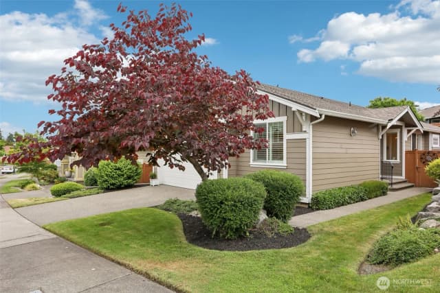 Property photo for 4826 Bend Drive Ne, Lacey photo 2
