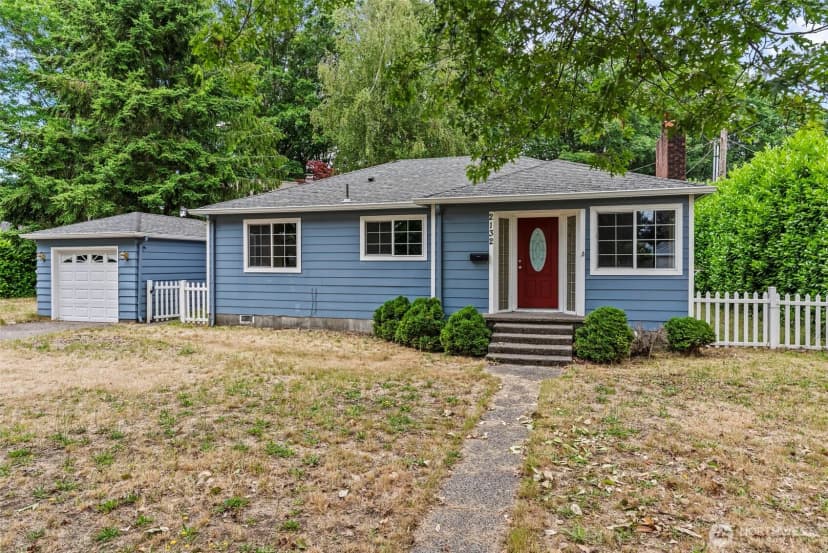 Property photo for 2132 Washington Way, Longview