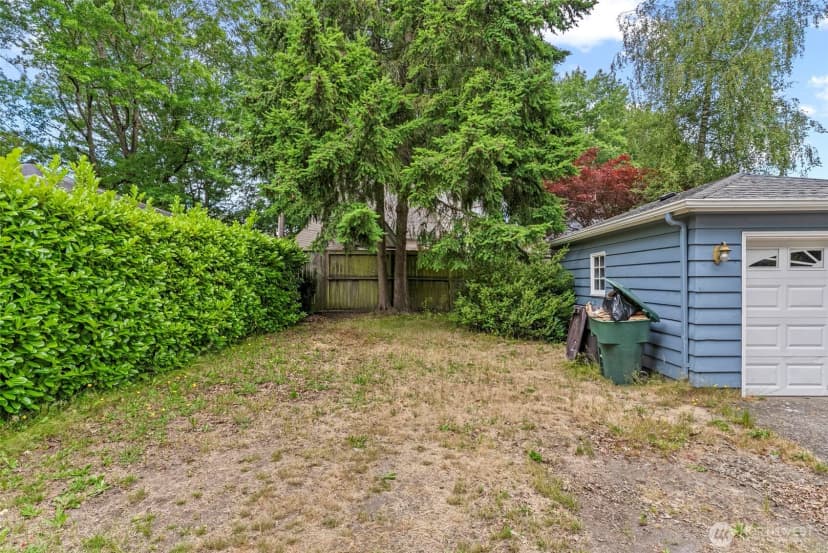 Property photo for 2132 Washington Way, Longview photo 9