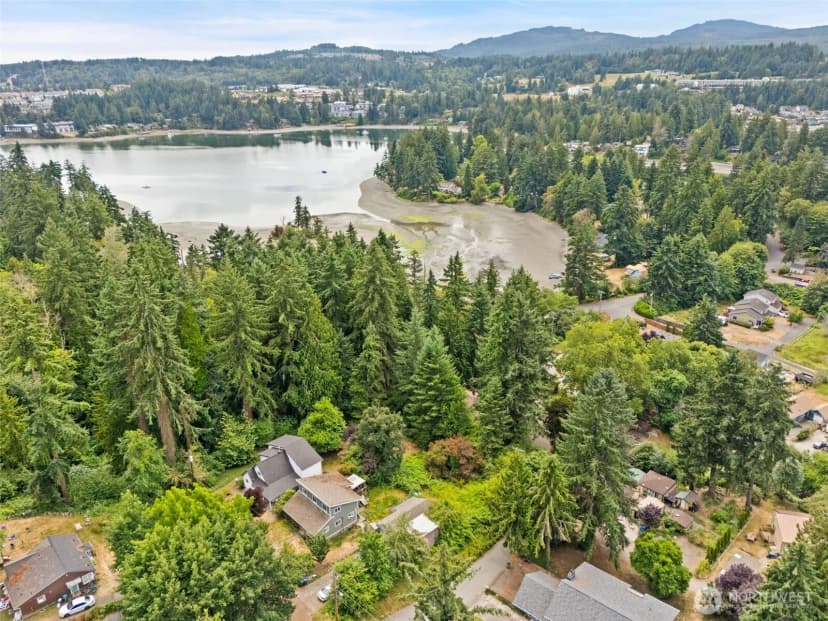 Property photo for 4209 Kelly Road, Bremerton photo 37