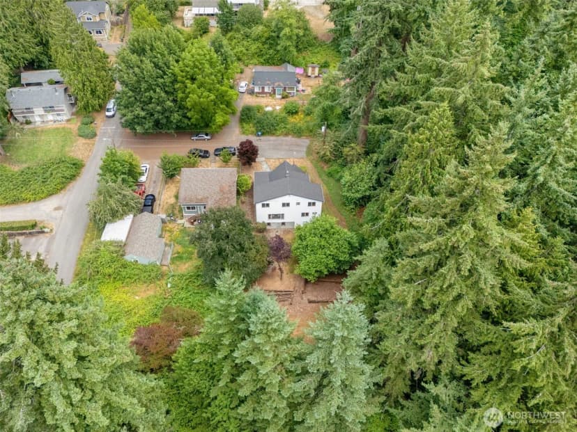 Property photo for 4209 Kelly Road, Bremerton photo 36