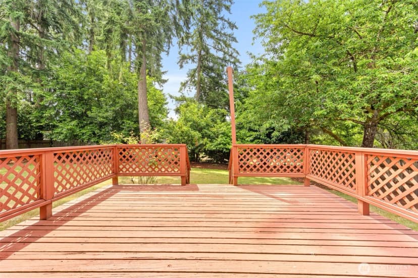 Property photo for 7523 13th Avenue Se, Lacey photo 21