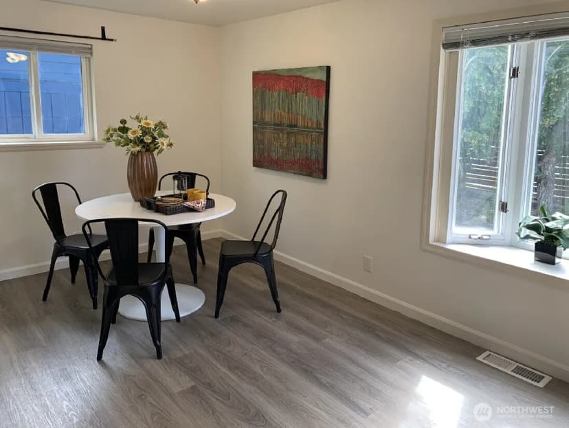 Property photo for 5910 21st Avenue Sw, Seattle photo 18