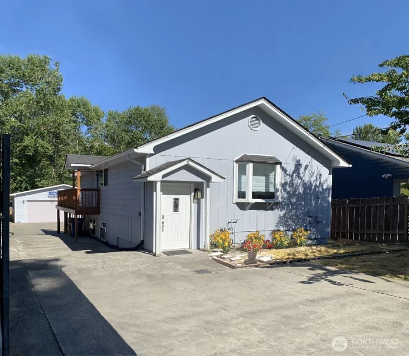 Property photo for 5910 21st Avenue Sw, Seattle photo 40