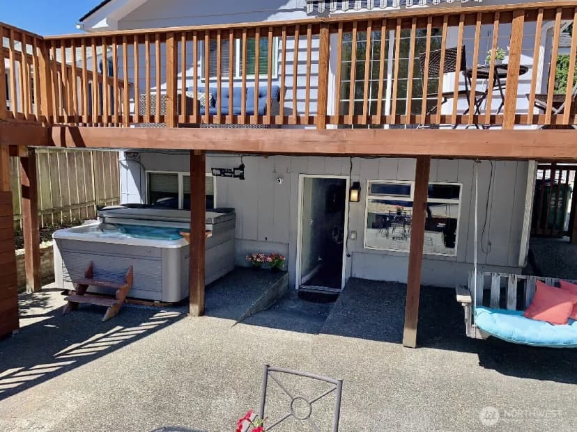 Property photo for 5910 21st Avenue Sw, Seattle photo 9