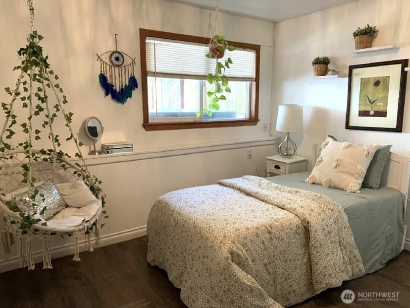 Property photo for 5910 21st Avenue Sw, Seattle photo 35
