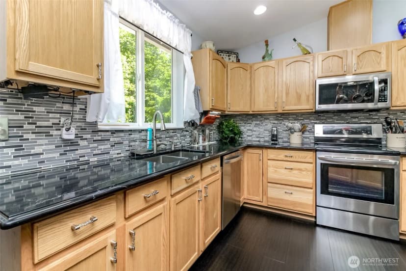 Property photo for 15666 Se 303rd Place, Kent photo 7
