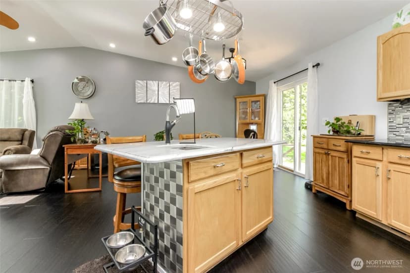 Property photo for 15666 Se 303rd Place, Kent photo 8