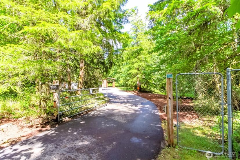 Property photo for 15666 Se 303rd Place, Kent photo 22