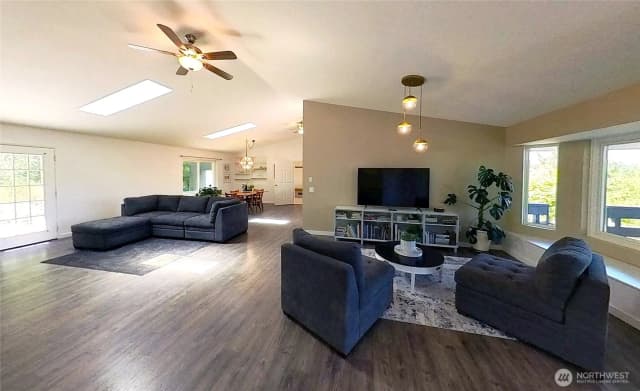 Property photo for 285 Guiles Rd, Sequim photo 5