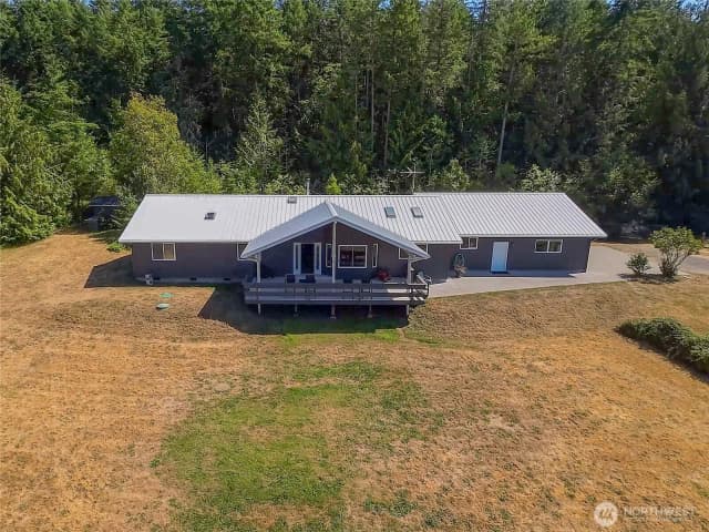 Property photo for 285 Guiles Rd, Sequim