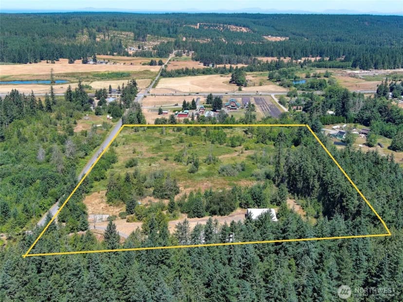 Property photo for 285 Guiles Rd, Sequim photo 2