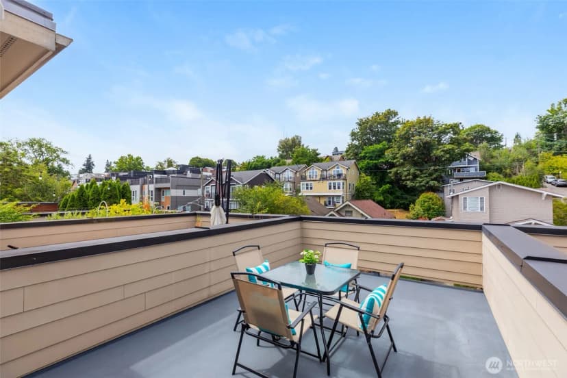 Property photo for 140 26 Avenue E, Seattle photo 21