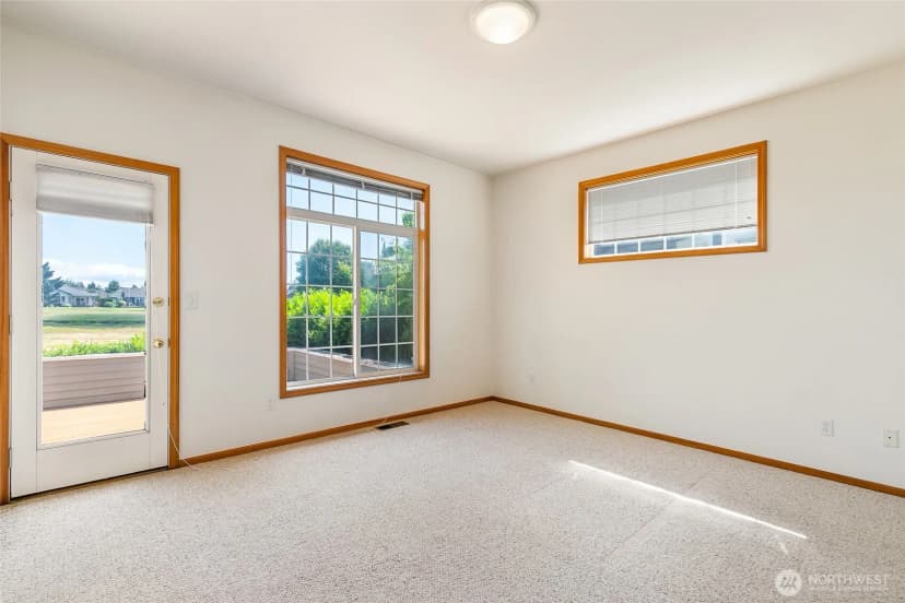 Property photo for 114 Twin Sister Loop, Lynden photo 14