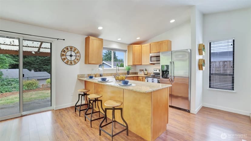 Property photo for 19411 146th Avenue Se, Renton photo 5