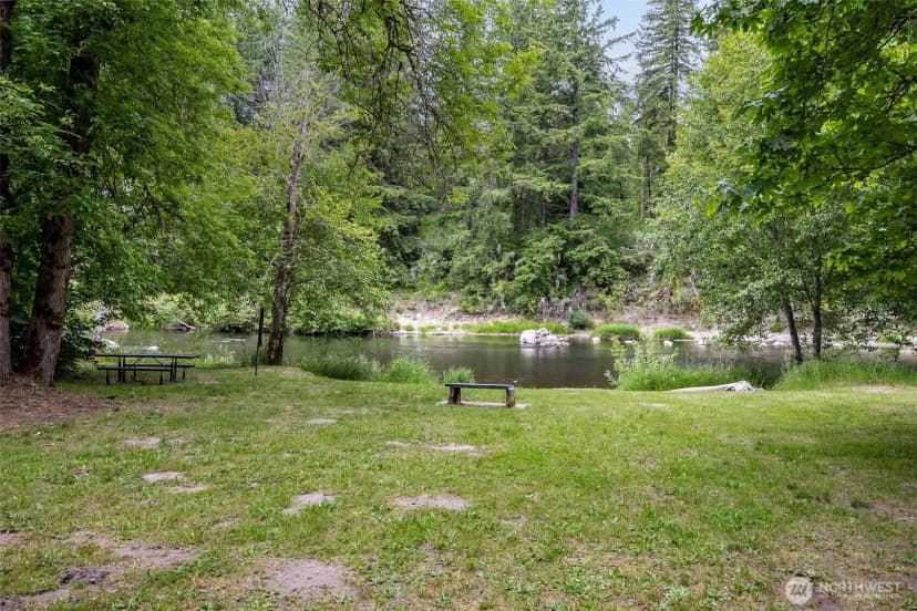 Property photo for 17112 Kinnikinnick Court Se, Yelm photo 22