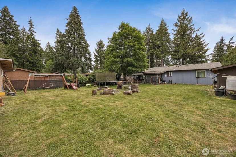Property photo for 17112 Kinnikinnick Court Se, Yelm photo 15