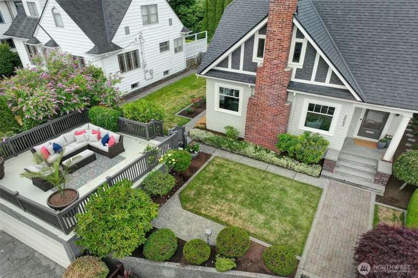 Property photo for 2663 37th Avenue Sw, Seattle photo 31