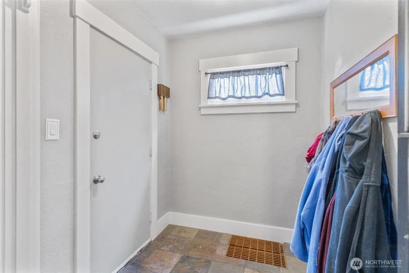 Property photo for 900 Talcott Street, Sedro Woolley photo 12