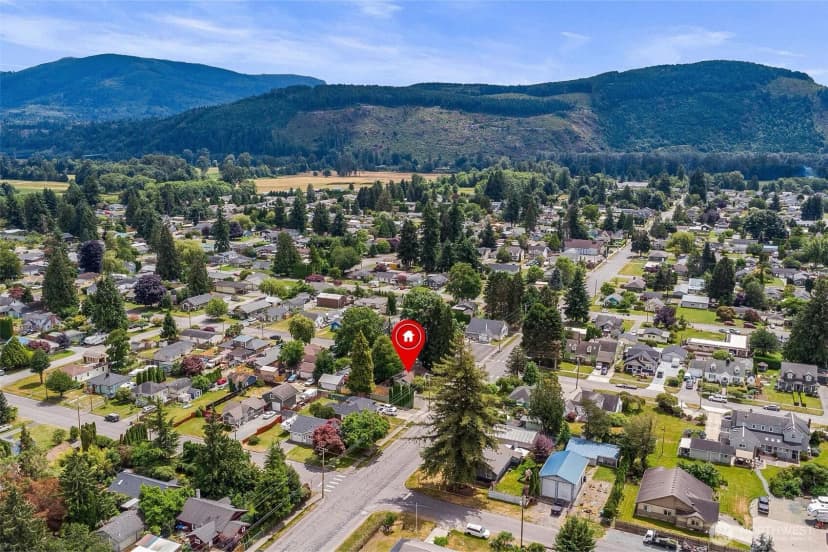 Property photo for 900 Talcott Street, Sedro Woolley photo 24