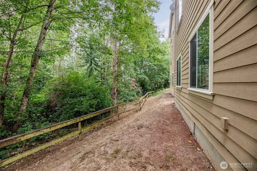 Property photo for 9913 1st Place W #11, Everett photo 27
