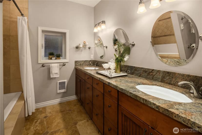 Property photo for 6819 Se 32 Street, Mercer Island photo 32