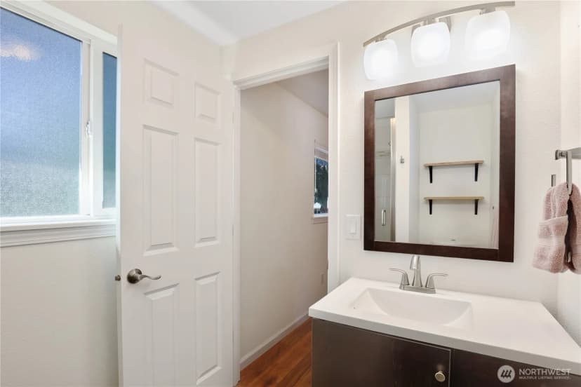 Property photo for 14609 Se 195th Place, Renton photo 12