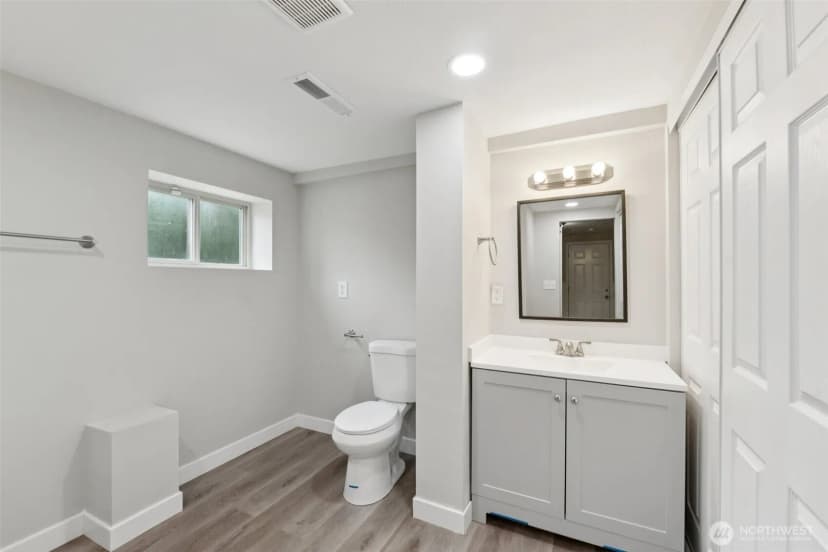 Property photo for 9442 S K Street, Tacoma photo 25