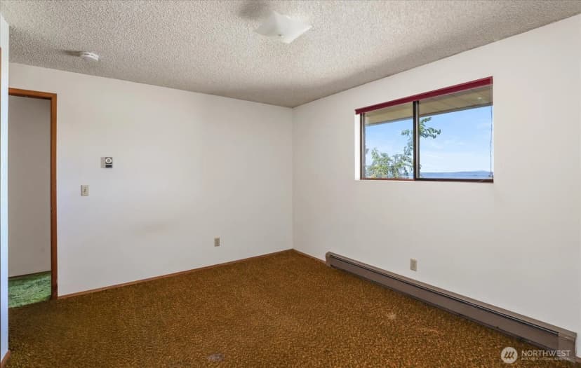 Property photo for 2369 Marie Way, Oak Harbor photo 24