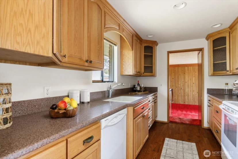 Property photo for 2369 Marie Way, Oak Harbor photo 13