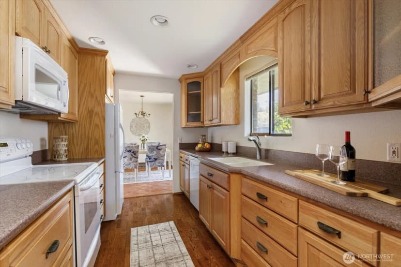 Property photo for 2369 Marie Way, Oak Harbor photo 12