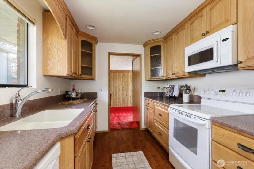 Property photo for 2369 Marie Way, Oak Harbor photo 14