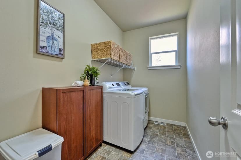 Property photo for 3606 Tree Farm Court, Bellingham photo 16