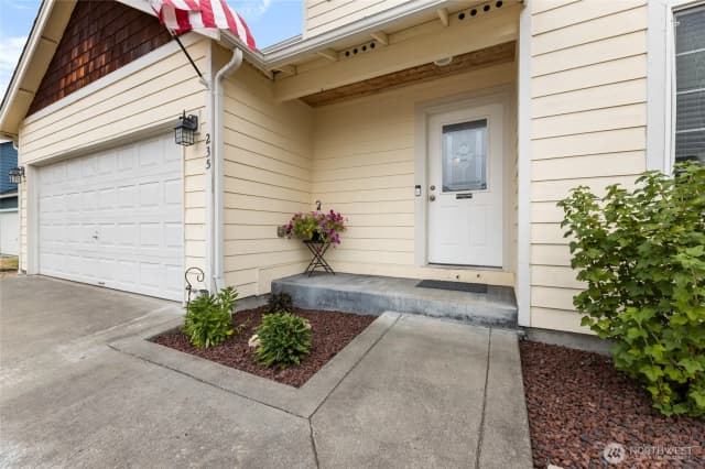 Property photo for 235 Easton Avenue W, Eatonville photo 5