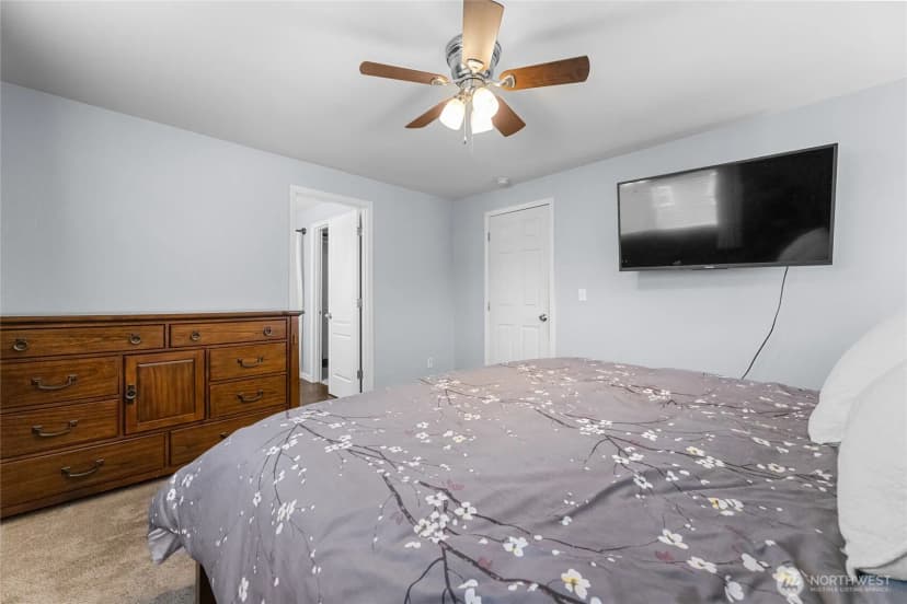 Property photo for 235 Easton Avenue W, Eatonville photo 20