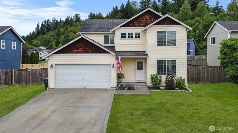 Property photo for 235 Easton Avenue W, Eatonville