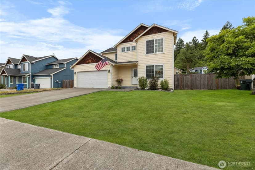 Property photo for 235 Easton Avenue W, Eatonville photo 3