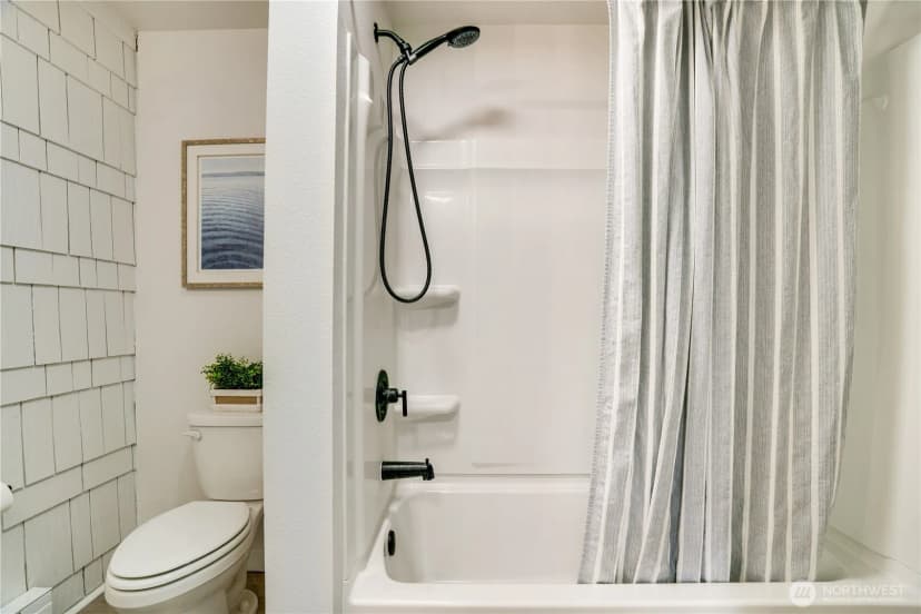 Property photo for 1720 Madison Avenue Nw, Olympia photo 22