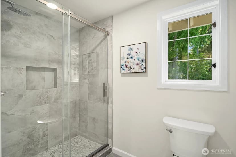 Property photo for 2892 160th Place Ne, Bellevue photo 23