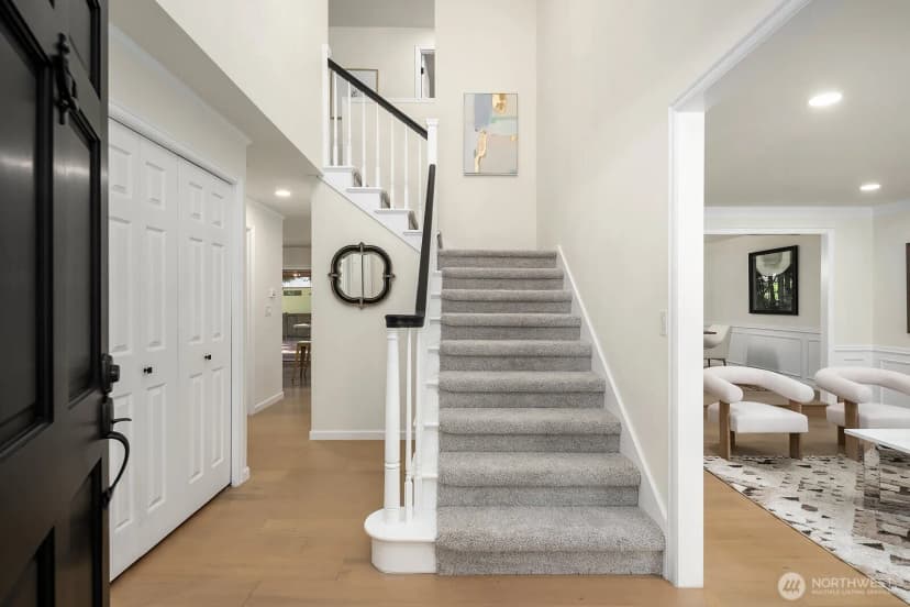 Property photo for 2892 160th Place Ne, Bellevue photo 4