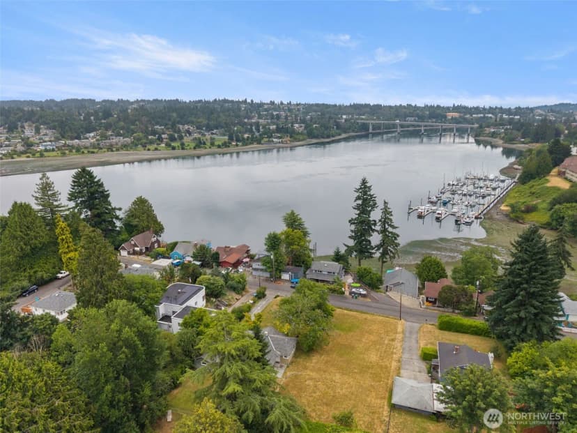 Property photo for 1953 Taft Avenue, Bremerton photo 4