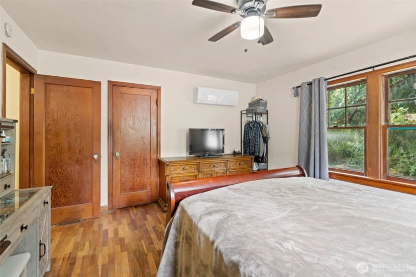 Property photo for 1953 Taft Avenue, Bremerton photo 13