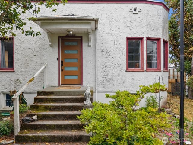 Property photo for 1953 Taft Avenue, Bremerton photo 5
