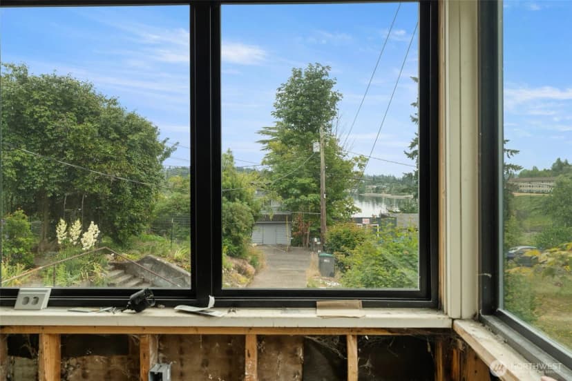Property photo for 1953 Taft Avenue, Bremerton photo 26
