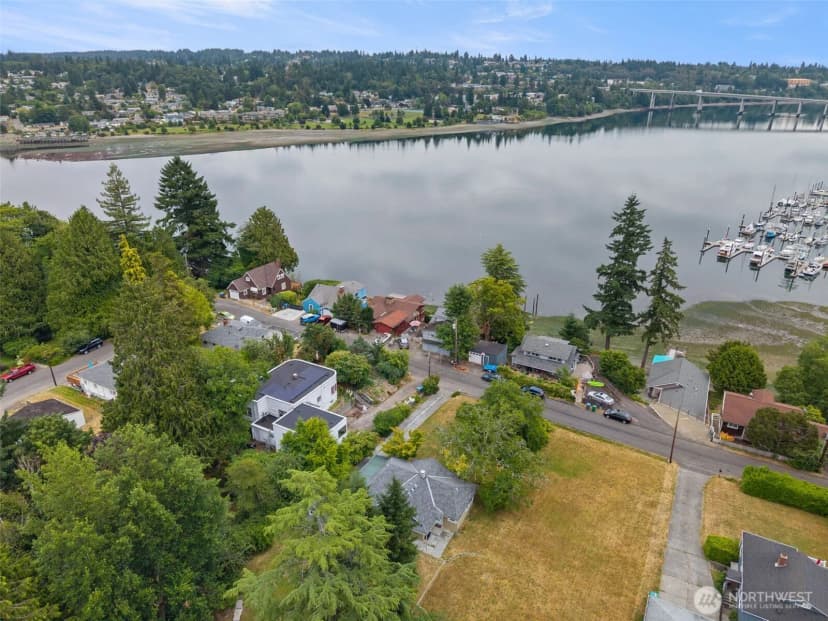 Property photo for 1953 Taft Avenue, Bremerton photo 3