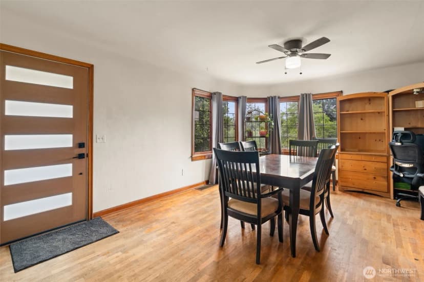 Property photo for 1953 Taft Avenue, Bremerton photo 6