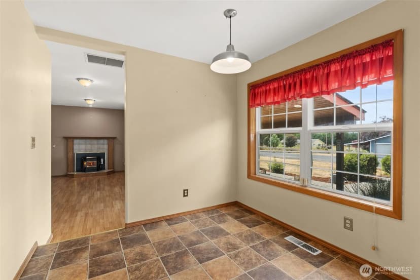 Property photo for 105 Clearview Circle, Chehalis photo 12