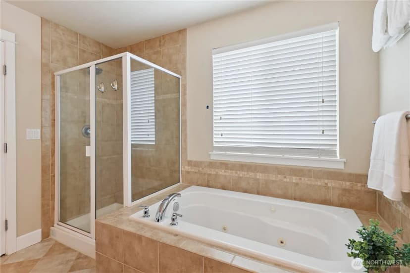 Property photo for 7130 Inlay Street Se, Lacey photo 16